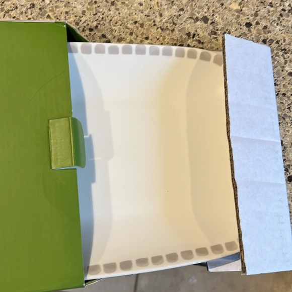 Kate Spade Charlotte Street Grey Hors D’Oeuvre Tray - Picture 4 of 4